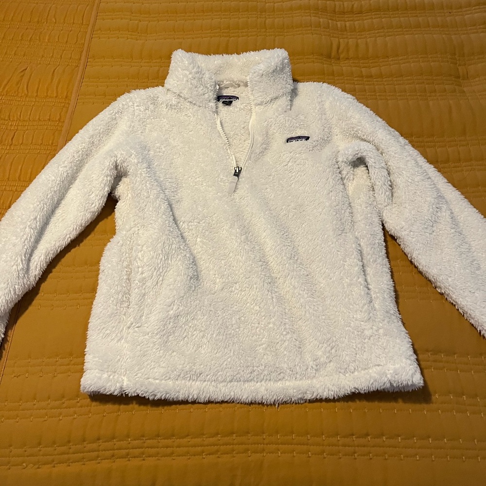 Patagonia Girls XL Fuzzy Pullover